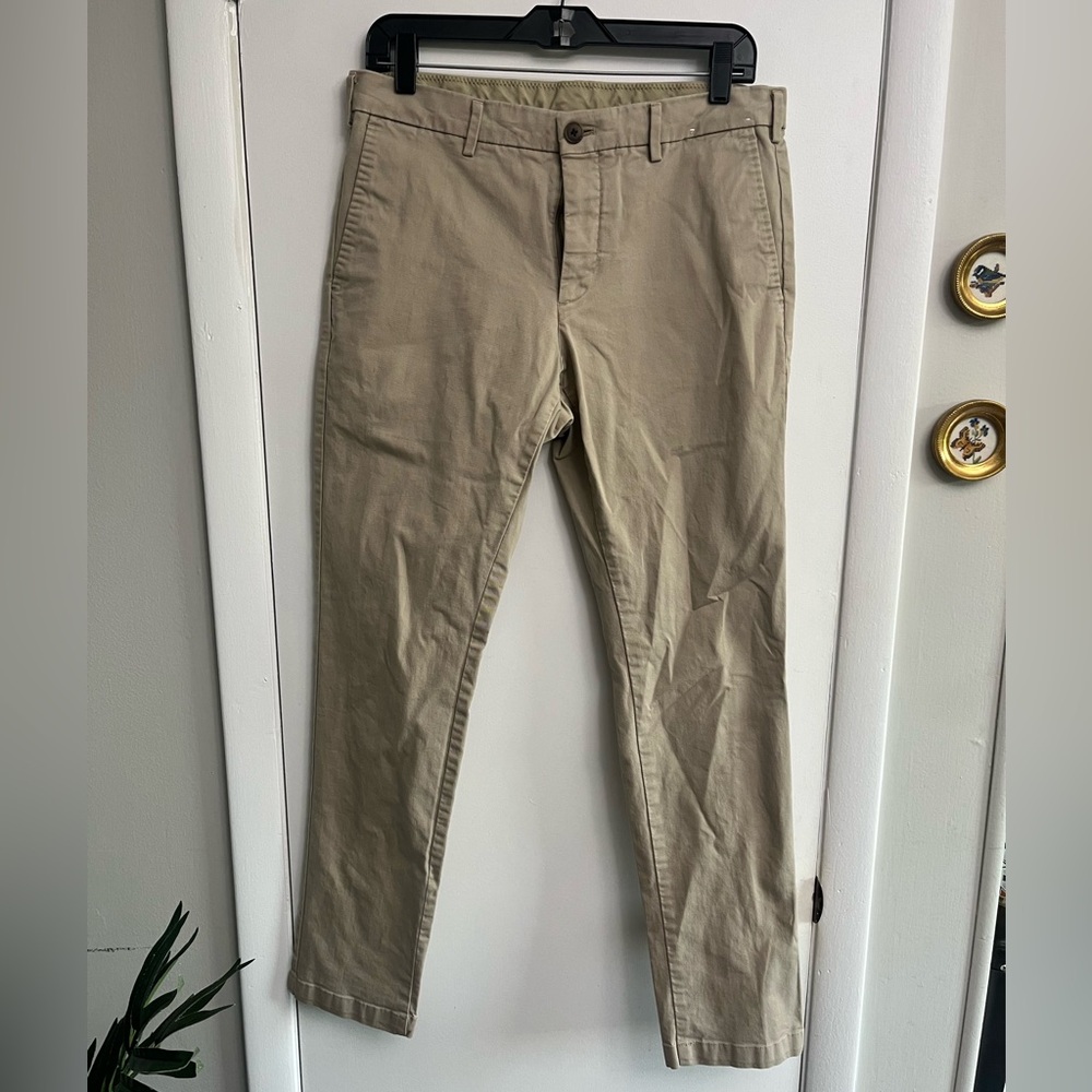 Uniqlo Men's Khaki Chinos 32/34